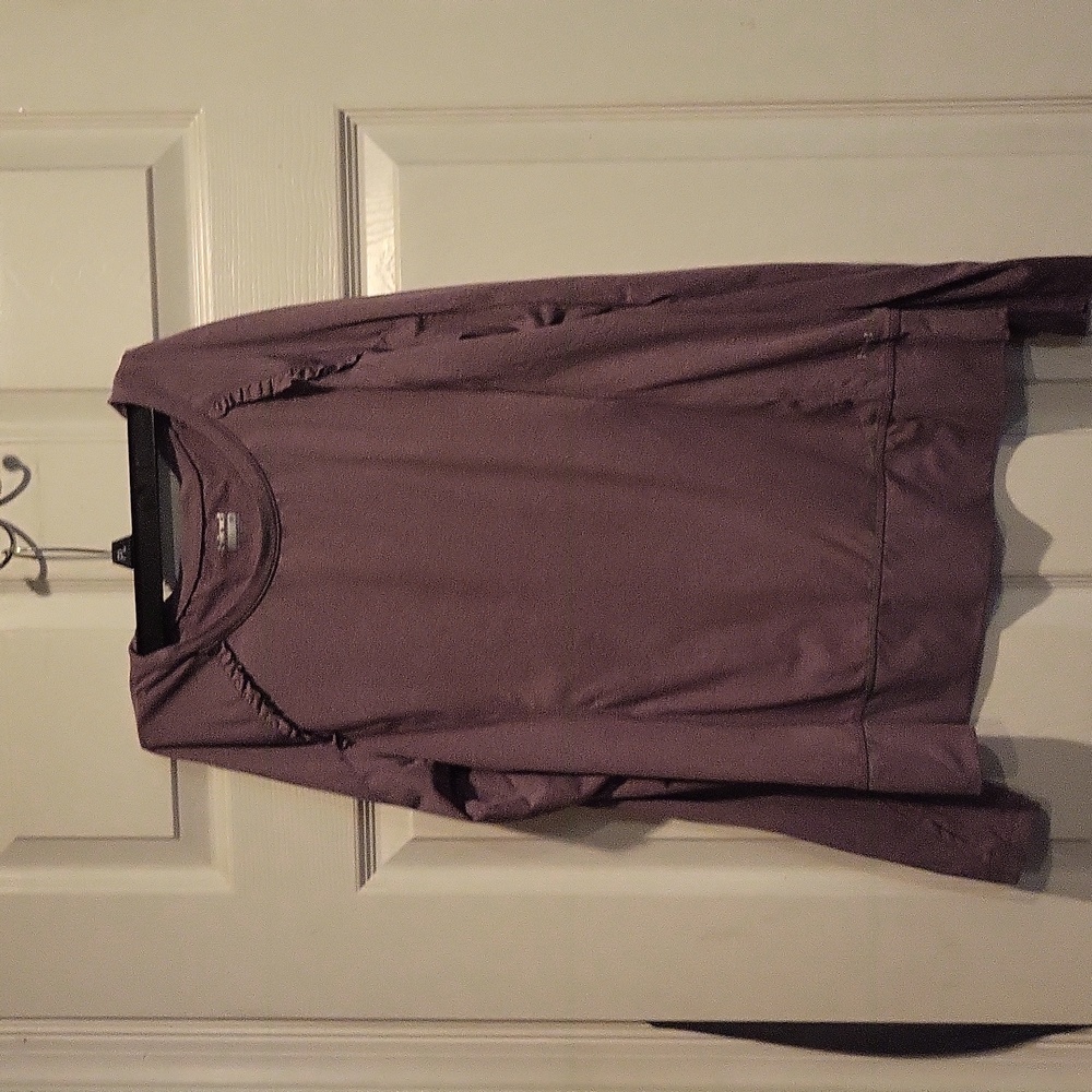 Hind Activewear lilac Long-sleeved  top size M